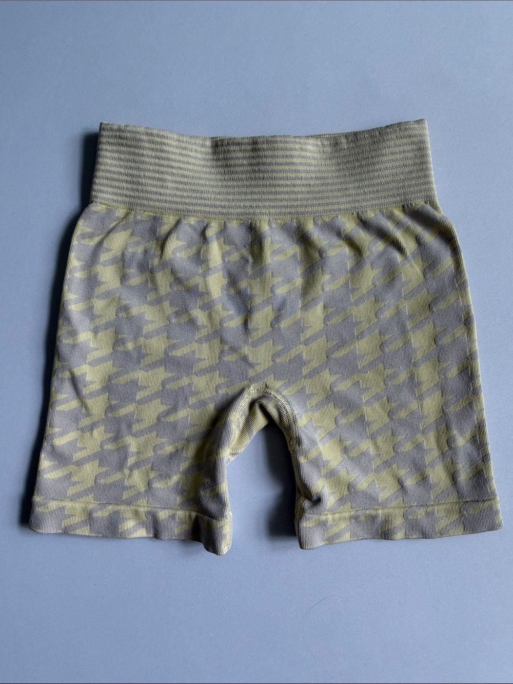 Prozis Women's Athletic Shorts in Light Yellow and Light Gray